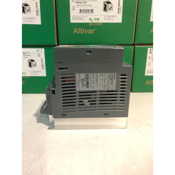 New and original ATV310H037N4E variable speed drive ATV310 - 0.37 kW - 0.5 hp - 380...460 V - 3 phase