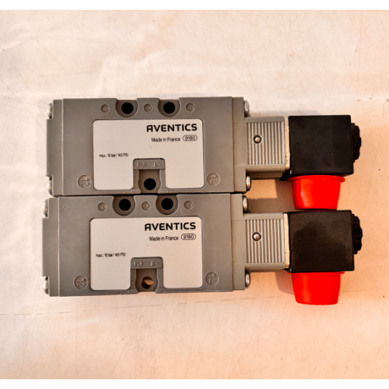 New and original AVENTICS Electromagnetic valve 0820022013