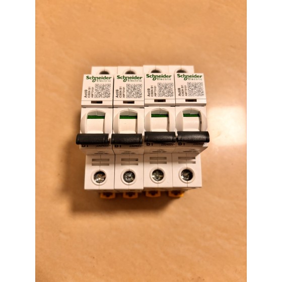 New and original A9F73101 Miniature circuit breaker In Stock